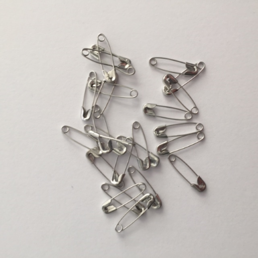 Veiligheidsspelden klein blank